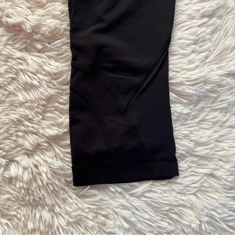 Lululemon Women cropped leggings size 4‎ - Picture 5 of 10